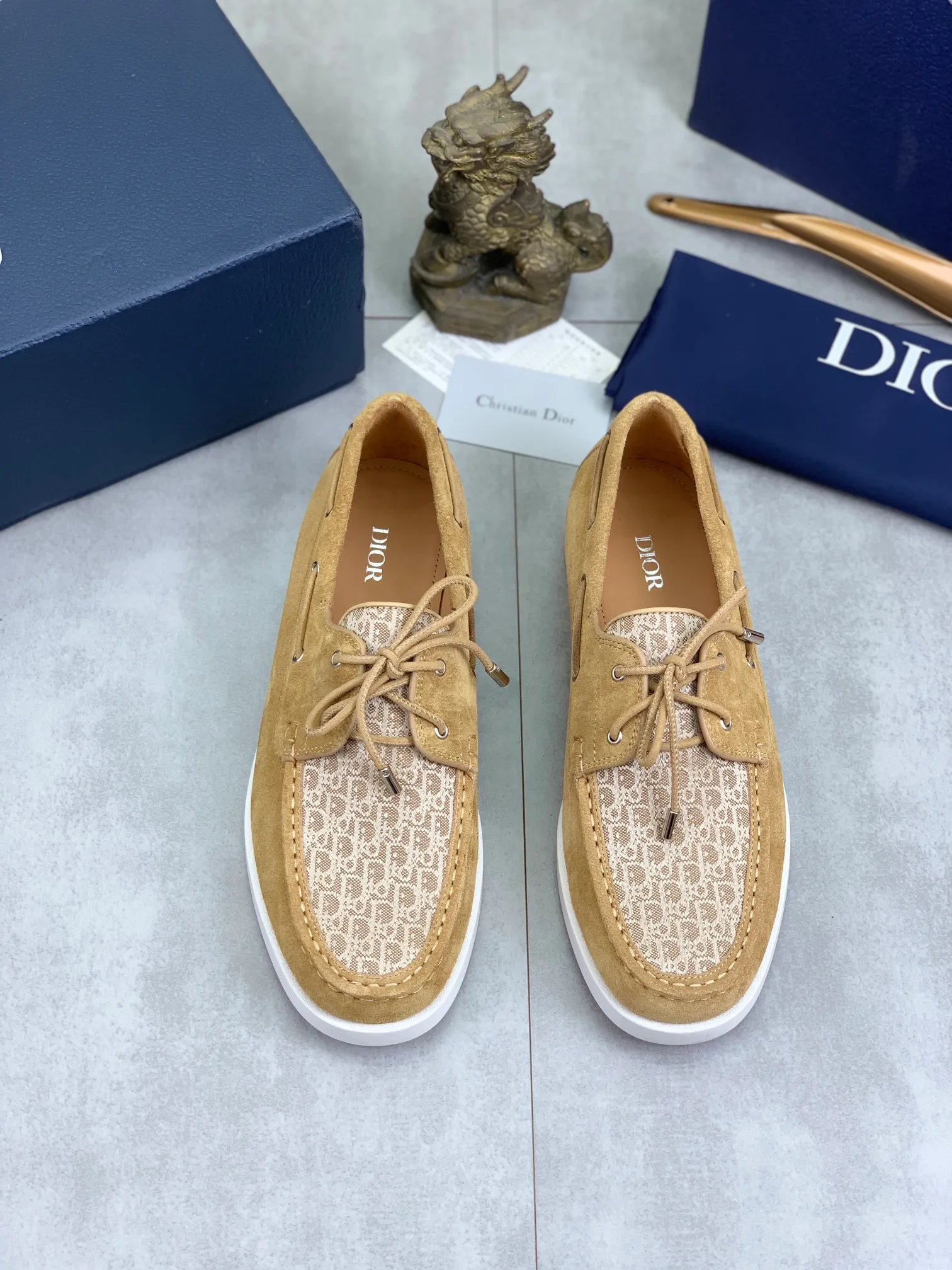 Men's shoes 💰P542 New 💰Higher version 💎💎💎Dior original 1:1 replica! Top Italian purchasing agent! Men's business casual leather shoes, original imported calfskin upper, ultimate texture, gentleman style, imported water-dyed cowhide inside, top-quality original Italian rubber outsole, first-class workmanship, top quality! Size: 39-44 (38 45 customized) 3️⃣ colors available